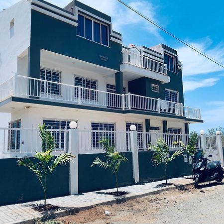 Villa Residencial Eunice Прайя Экстерьер фото